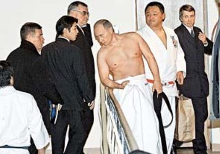 プーチン大統領の柔道着姿